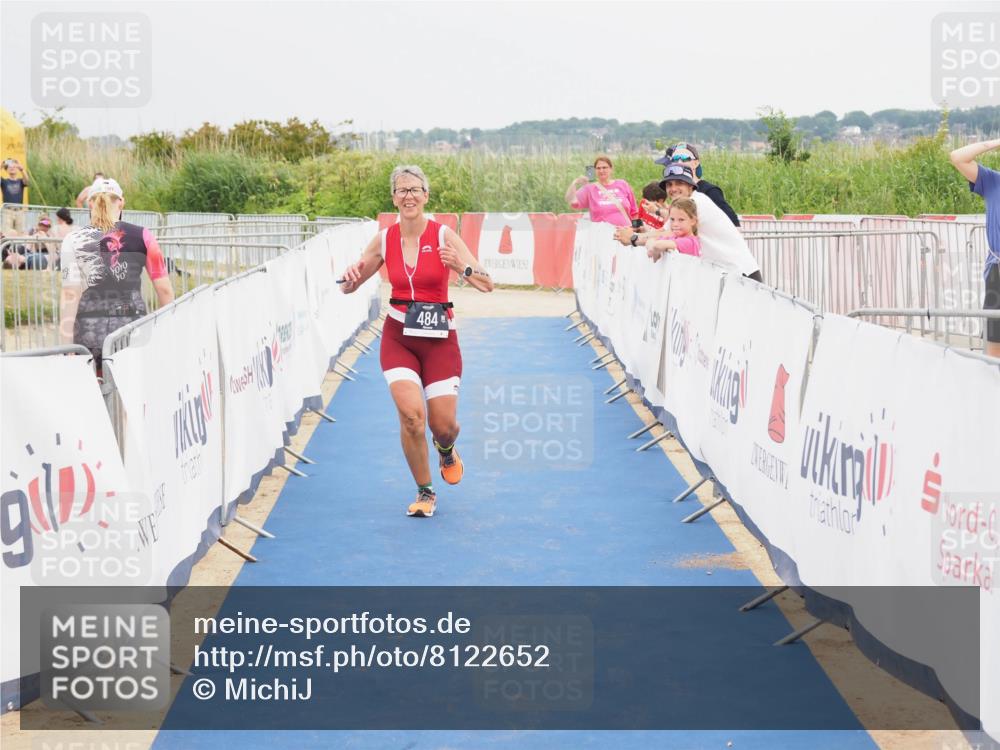 22.06.2025 - Viking Triathlon MichiJ http://msf.ph/oto/8122652 22.06.2025 17:07:23 Ziel 236, 484 meine-sportfotos.de