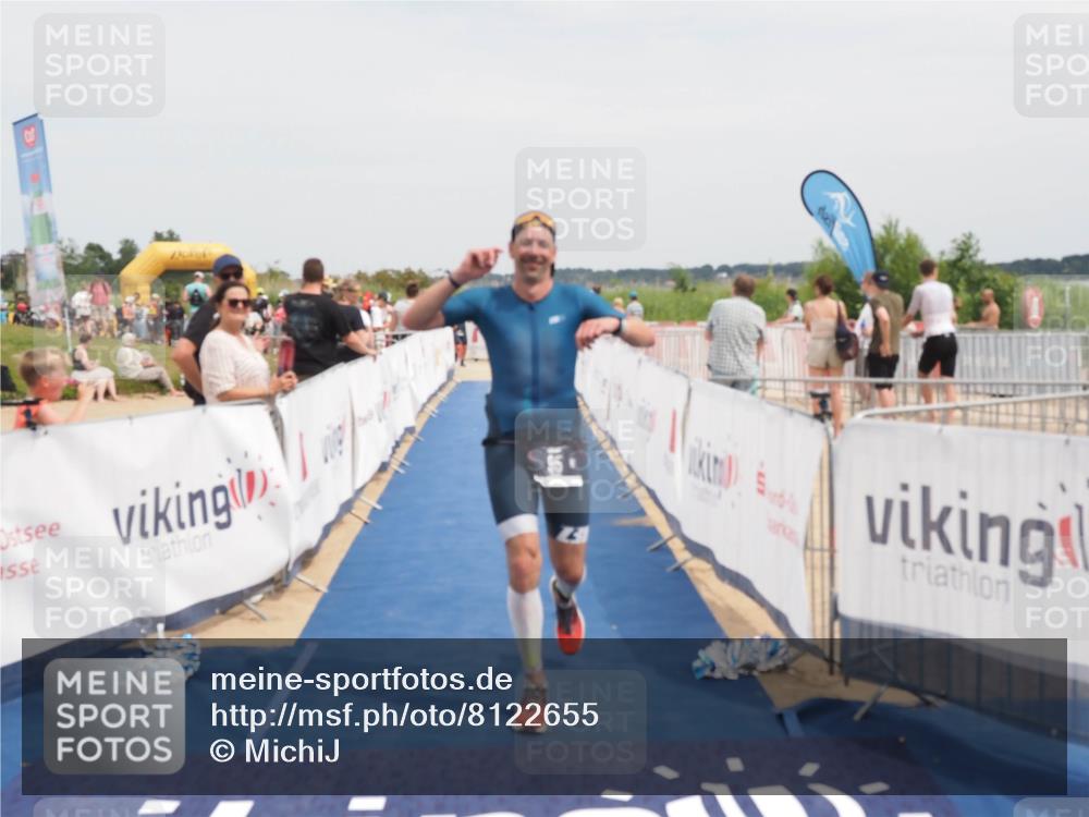 22.06.2025 - Viking Triathlon MichiJ http://msf.ph/oto/8122655 22.06.2025 15:13:47 Ziel 95, 602 meine-sportfotos.de