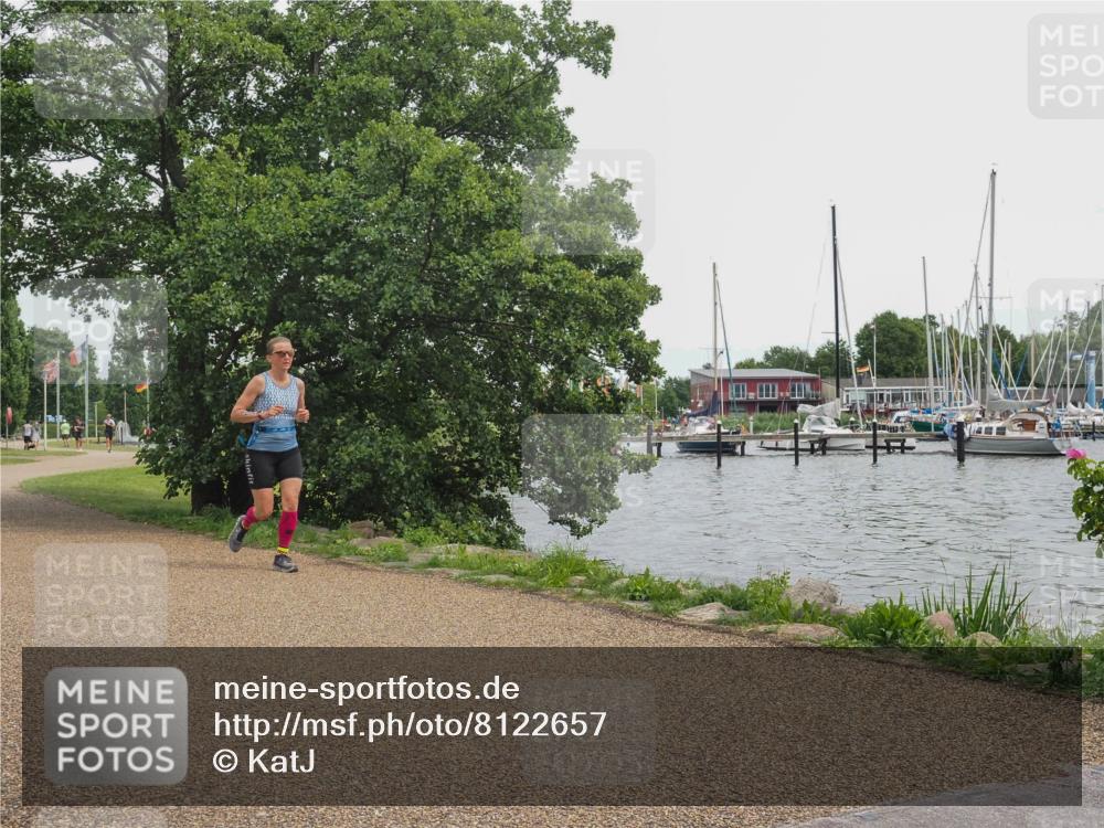 22.06.2025 - Viking Triathlon KatJ http://msf.ph/oto/8122657 22.06.2025 15:17:43 Laufen 197 meine-sportfotos.de