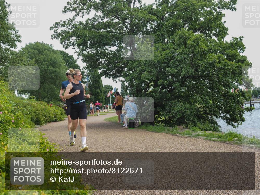 22.06.2025 - Viking Triathlon KatJ http://msf.ph/oto/8122671 22.06.2025 13:34:53 Laufen 344 meine-sportfotos.de