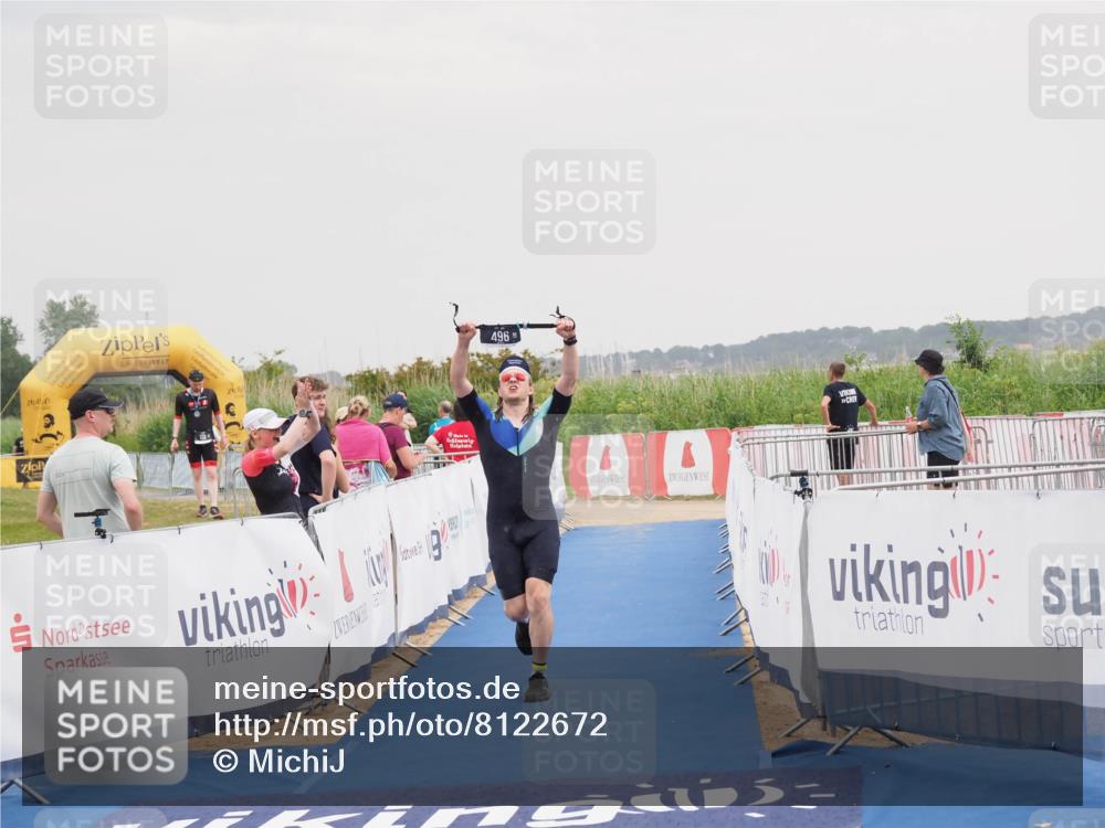 22.06.2025 - Viking Triathlon MichiJ http://msf.ph/oto/8122672 22.06.2025 16:38:27 Ziel 496 meine-sportfotos.de