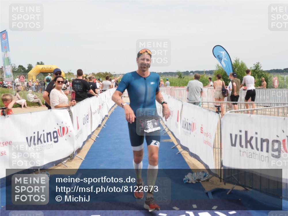 22.06.2025 - Viking Triathlon MichiJ http://msf.ph/oto/8122673 22.06.2025 15:13:47 Ziel 95, 602 meine-sportfotos.de