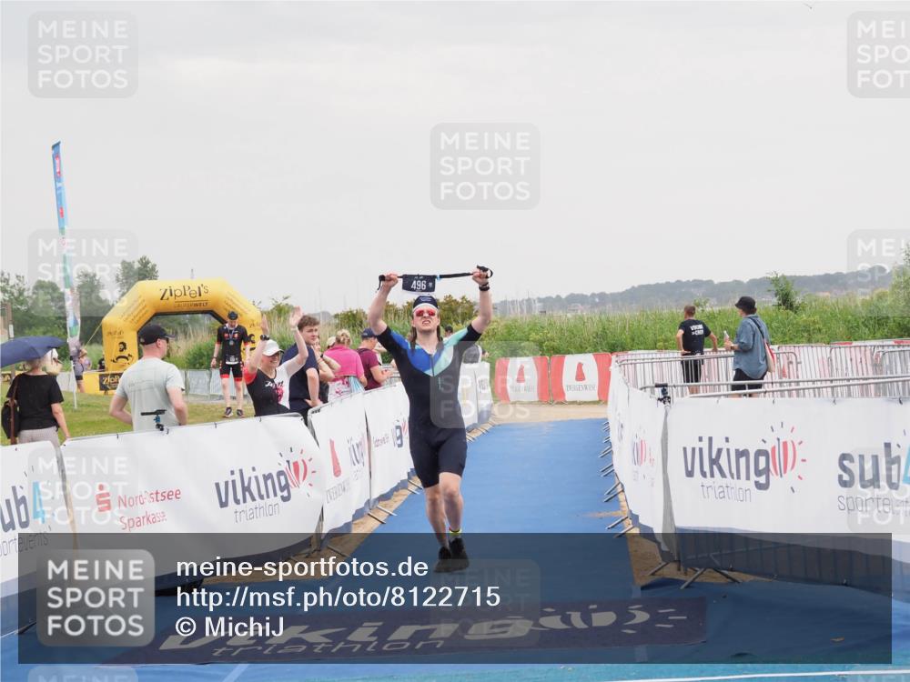 22.06.2025 - Viking Triathlon MichiJ http://msf.ph/oto/8122715 22.06.2025 16:38:28 Ziel 496 meine-sportfotos.de