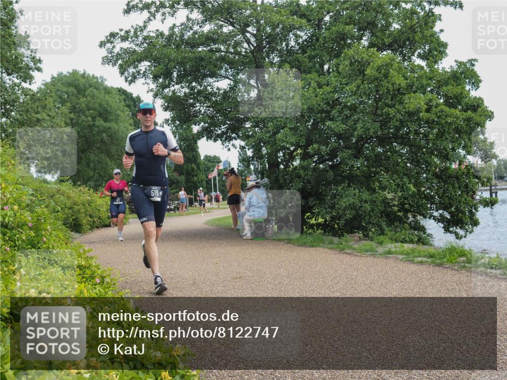 22.06.2025 - Viking Triathlon KatJ http://msf.ph/oto/8122747 22.06.2025 13:35:00 Laufen 473, 519 meine-sportfotos.de