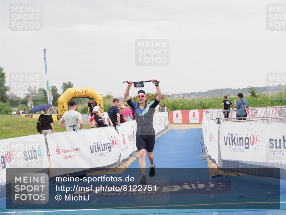 22.06.2025 - Viking Triathlon MichiJ http://msf.ph/oto/8122751 22.06.2025 16:38:28 Ziel 496 meine-sportfotos.de
