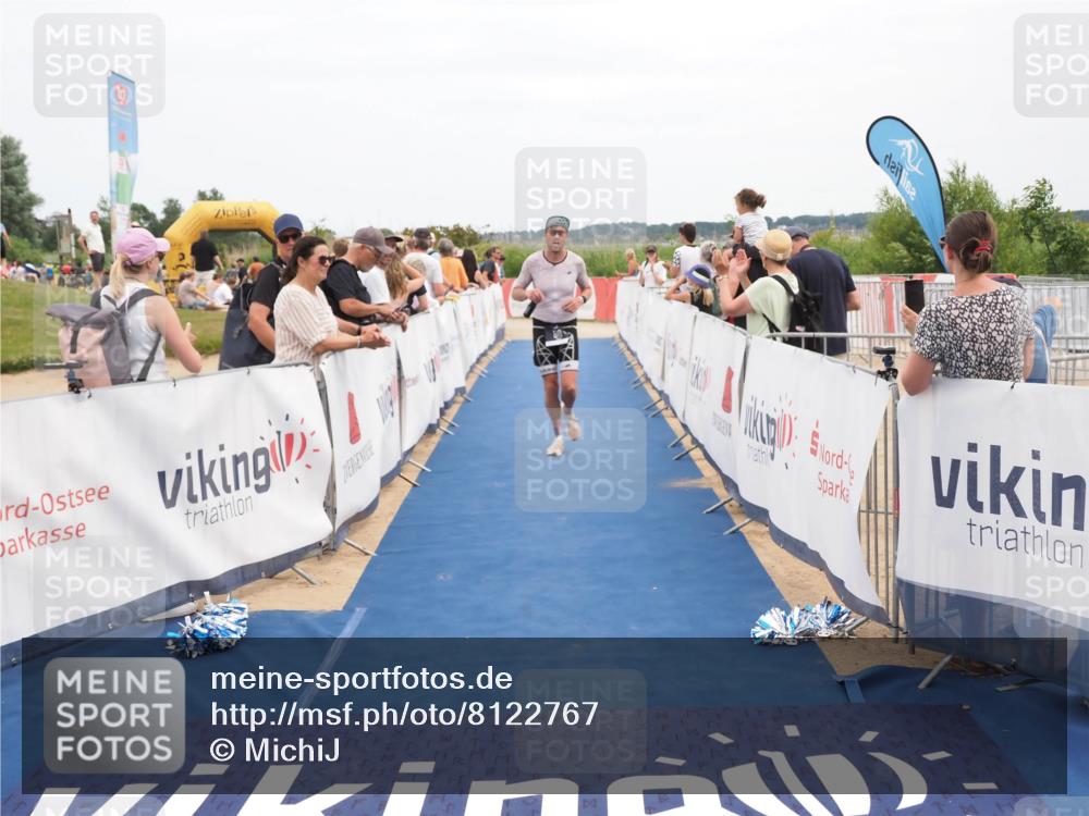 22.06.2025 - Viking Triathlon MichiJ http://msf.ph/oto/8122767 22.06.2025 15:00:58 Ziel 474, 510 meine-sportfotos.de