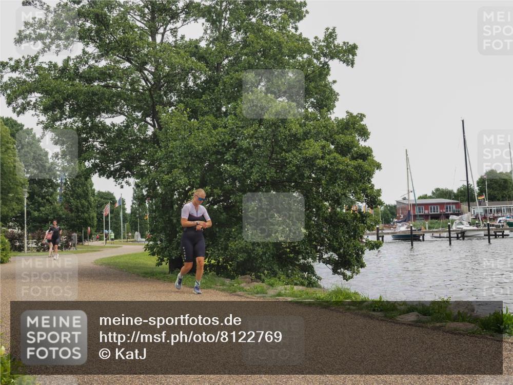 22.06.2025 - Viking Triathlon KatJ http://msf.ph/oto/8122769 22.06.2025 15:18:01 Laufen 18 meine-sportfotos.de
