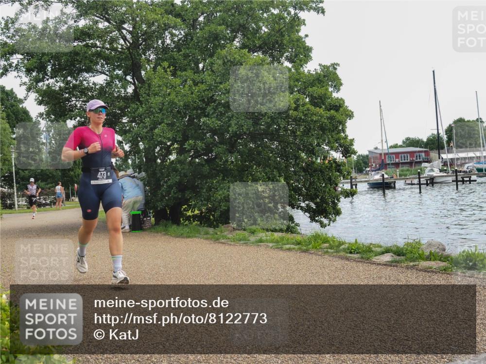 22.06.2025 - Viking Triathlon KatJ http://msf.ph/oto/8122773 22.06.2025 13:35:03 Laufen 473, 519 meine-sportfotos.de