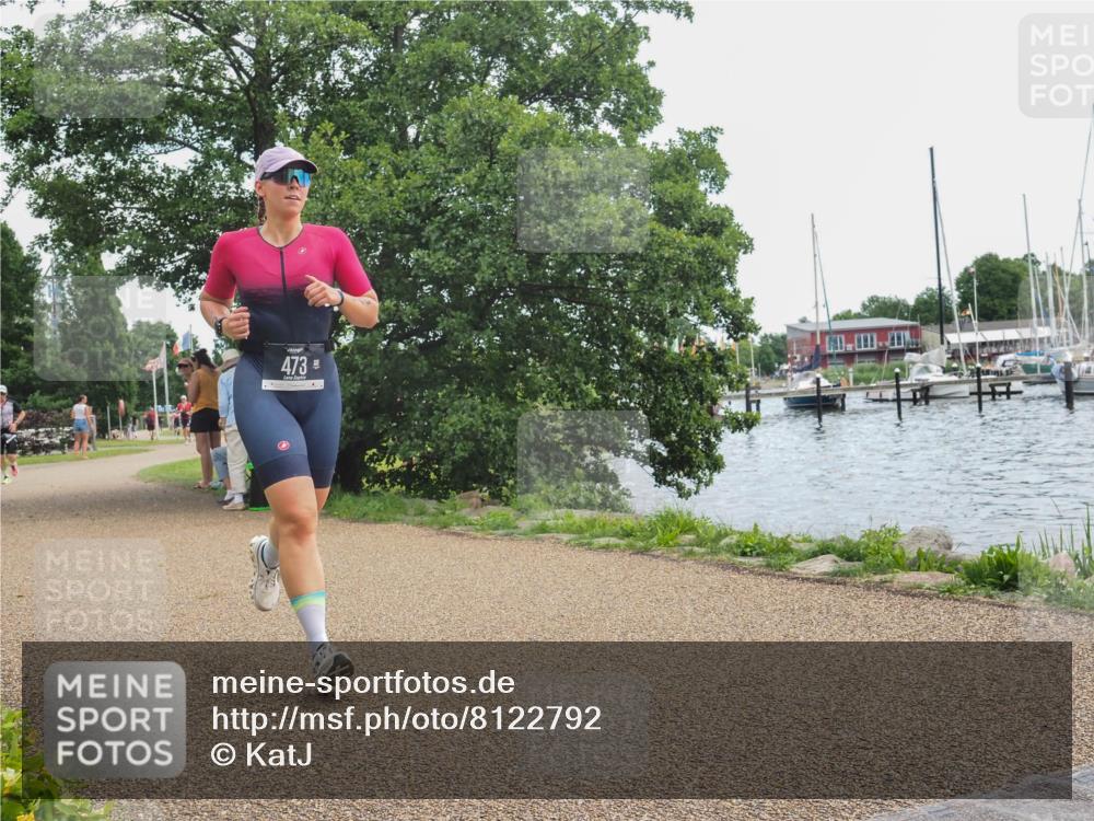 22.06.2025 - Viking Triathlon KatJ http://msf.ph/oto/8122792 22.06.2025 13:35:03 Laufen 473, 519 meine-sportfotos.de