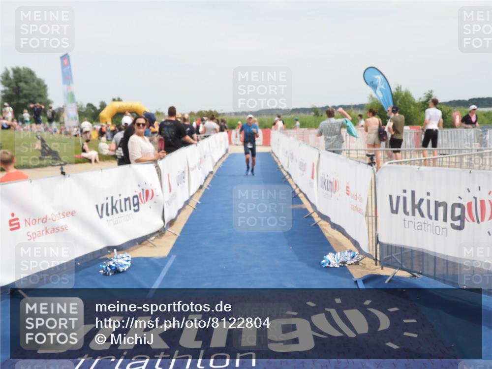 22.06.2025 - Viking Triathlon MichiJ http://msf.ph/oto/8122804 22.06.2025 15:13:53 Ziel 226 meine-sportfotos.de