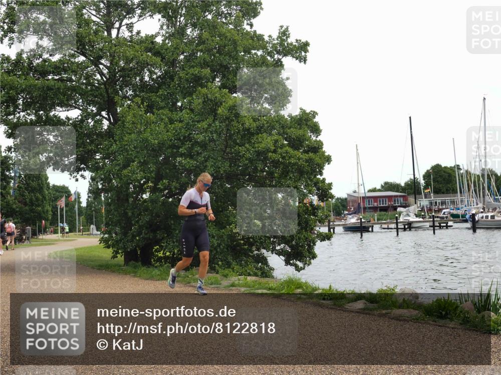 22.06.2025 - Viking Triathlon KatJ http://msf.ph/oto/8122818 22.06.2025 15:18:02 Laufen 18 meine-sportfotos.de