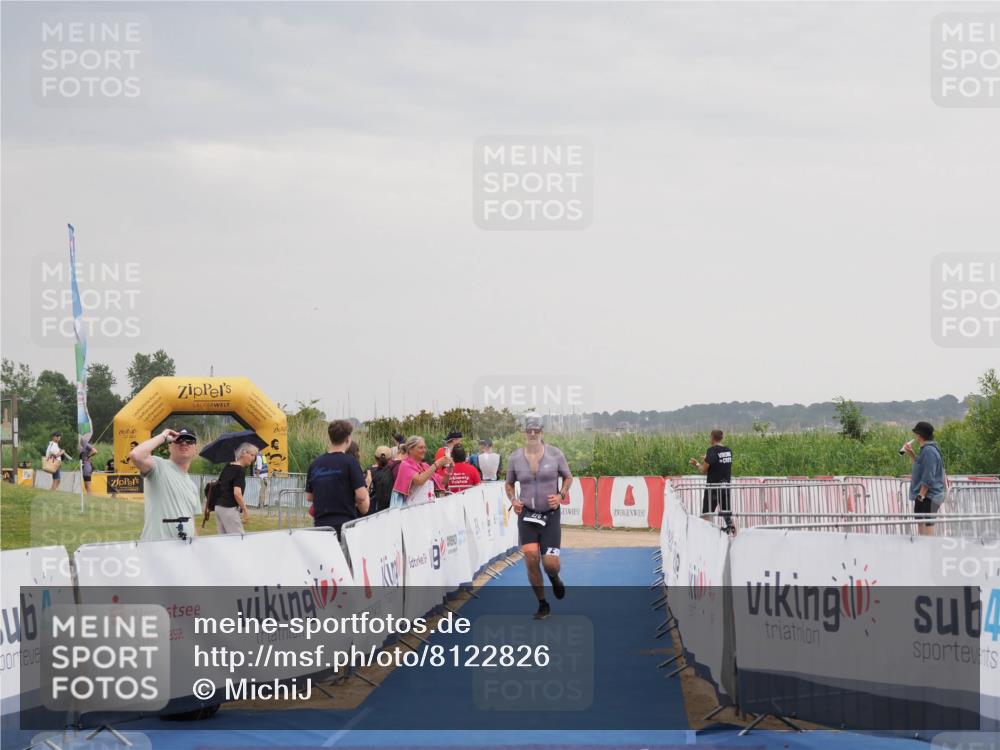 22.06.2025 - Viking Triathlon MichiJ http://msf.ph/oto/8122826 22.06.2025 16:38:46 Ziel 276 meine-sportfotos.de