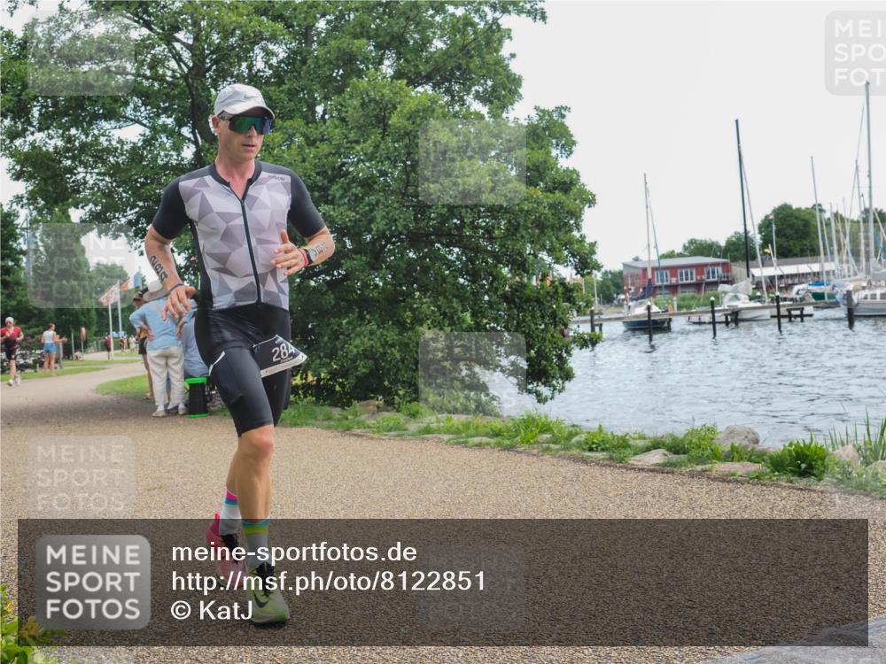 22.06.2025 - Viking Triathlon KatJ http://msf.ph/oto/8122851 22.06.2025 13:35:09 Laufen 284 meine-sportfotos.de