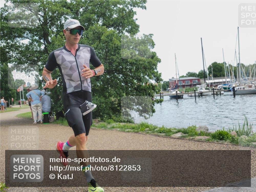 22.06.2025 - Viking Triathlon KatJ http://msf.ph/oto/8122853 22.06.2025 13:35:09 Laufen 284 meine-sportfotos.de
