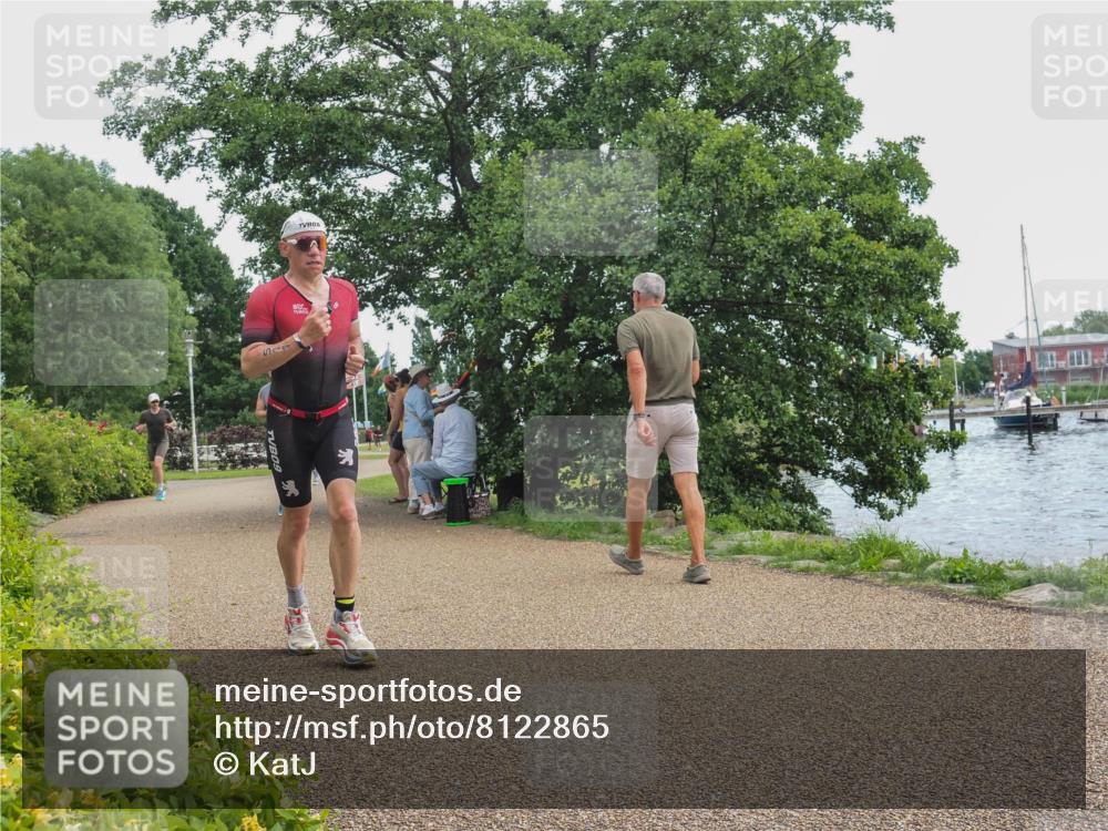 22.06.2025 - Viking Triathlon KatJ http://msf.ph/oto/8122865 22.06.2025 13:35:17 Laufen 511 meine-sportfotos.de