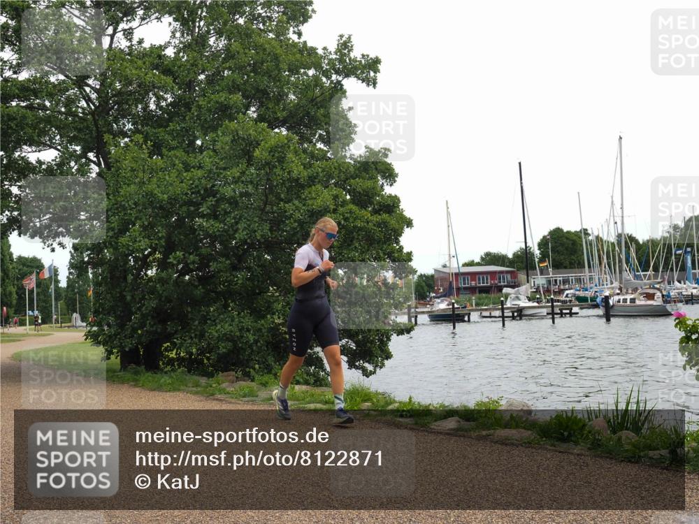 22.06.2025 - Viking Triathlon KatJ http://msf.ph/oto/8122871 22.06.2025 15:18:03 Laufen 18 meine-sportfotos.de