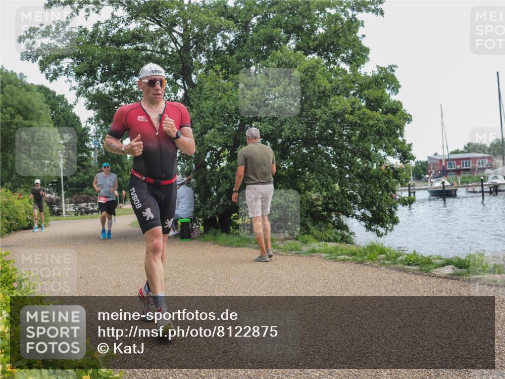22.06.2025 - Viking Triathlon KatJ http://msf.ph/oto/8122875 22.06.2025 13:35:17 Laufen 511 meine-sportfotos.de