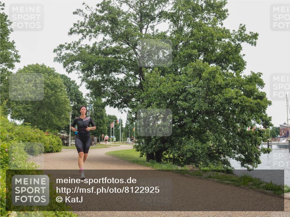 22.06.2025 - Viking Triathlon KatJ http://msf.ph/oto/8122925 22.06.2025 15:18:10 Laufen 408 meine-sportfotos.de