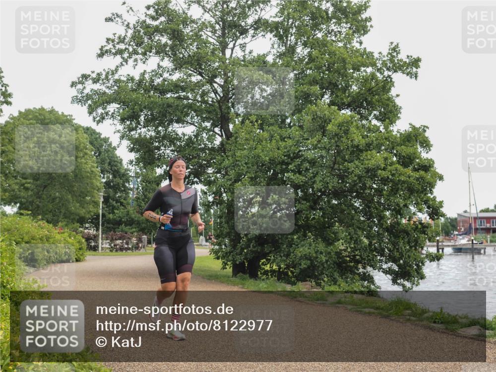 22.06.2025 - Viking Triathlon KatJ http://msf.ph/oto/8122977 22.06.2025 15:18:11 Laufen 408 meine-sportfotos.de