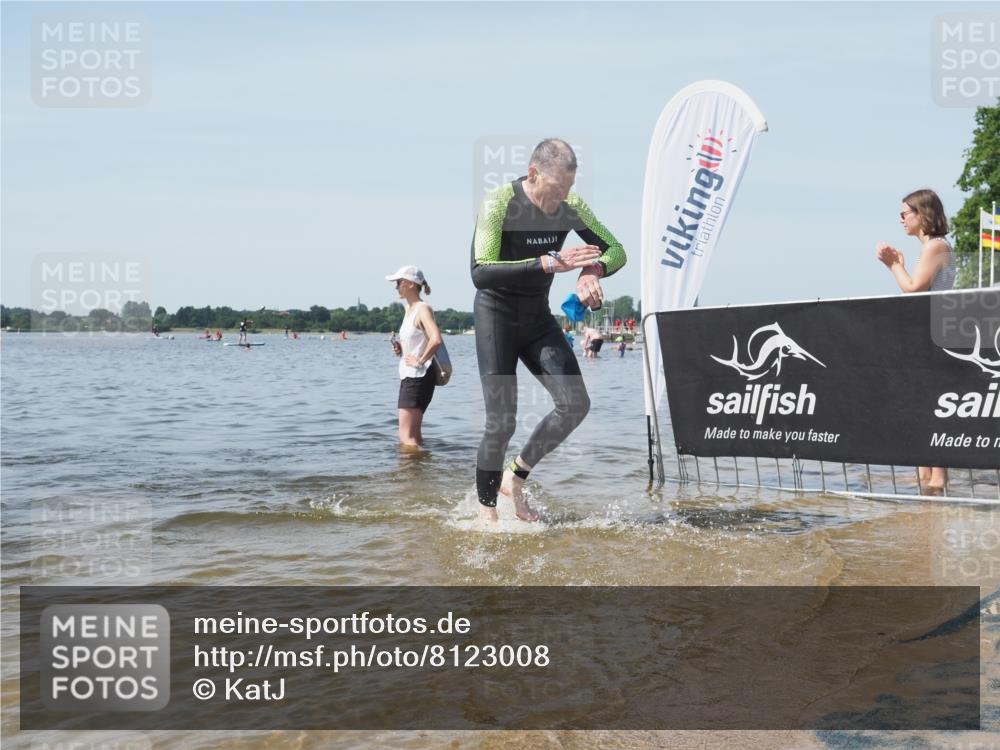 22.06.2025 - Viking Triathlon KatJ http://msf.ph/oto/8123008 22.06.2025 10:53:06 Schwimmen 160, 165, 319, 470, 640 meine-sportfotos.de