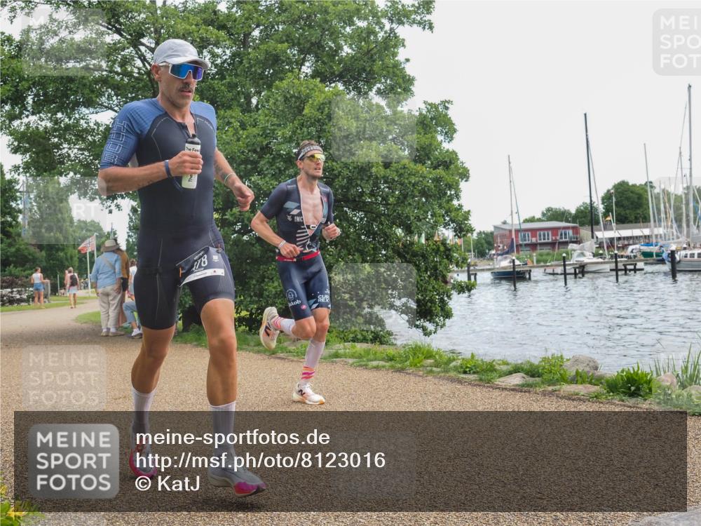 22.06.2025 - Viking Triathlon KatJ http://msf.ph/oto/8123016 22.06.2025 13:35:47 Laufen 478, 557 meine-sportfotos.de
