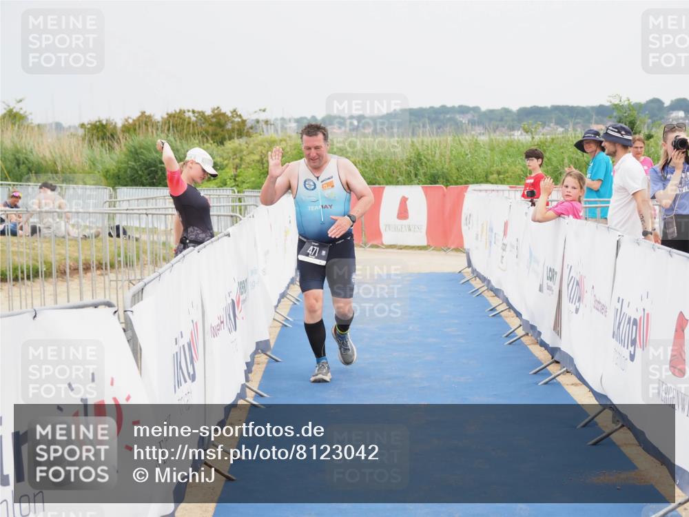 22.06.2025 - Viking Triathlon MichiJ http://msf.ph/oto/8123042 22.06.2025 17:07:35 Ziel 471 meine-sportfotos.de