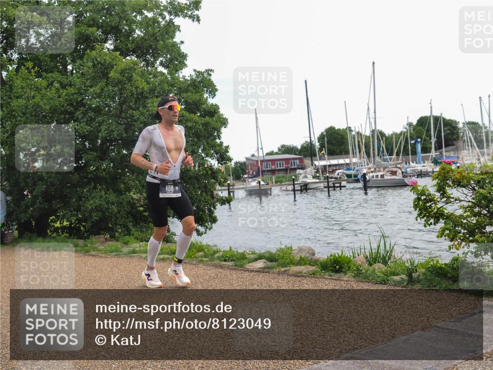 22.06.2025 - Viking Triathlon KatJ http://msf.ph/oto/8123049 22.06.2025 13:36:02 Laufen 66, 108 meine-sportfotos.de