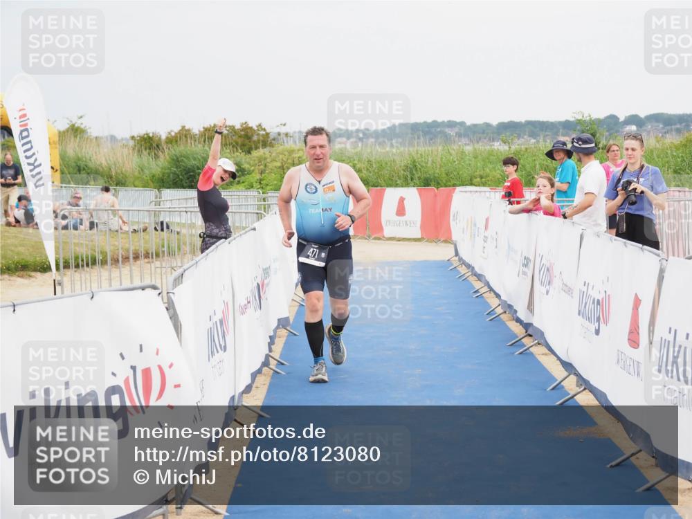 22.06.2025 - Viking Triathlon MichiJ http://msf.ph/oto/8123080 22.06.2025 17:07:36 Ziel 471 meine-sportfotos.de