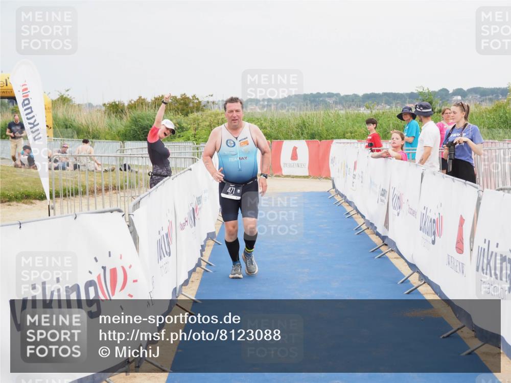 22.06.2025 - Viking Triathlon MichiJ http://msf.ph/oto/8123088 22.06.2025 17:07:36 Ziel 471 meine-sportfotos.de