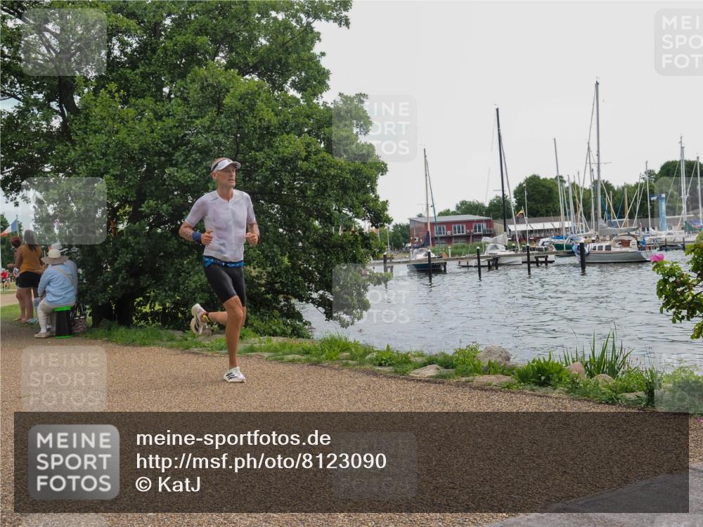 22.06.2025 - Viking Triathlon KatJ http://msf.ph/oto/8123090 22.06.2025 13:36:09 Laufen 555 meine-sportfotos.de