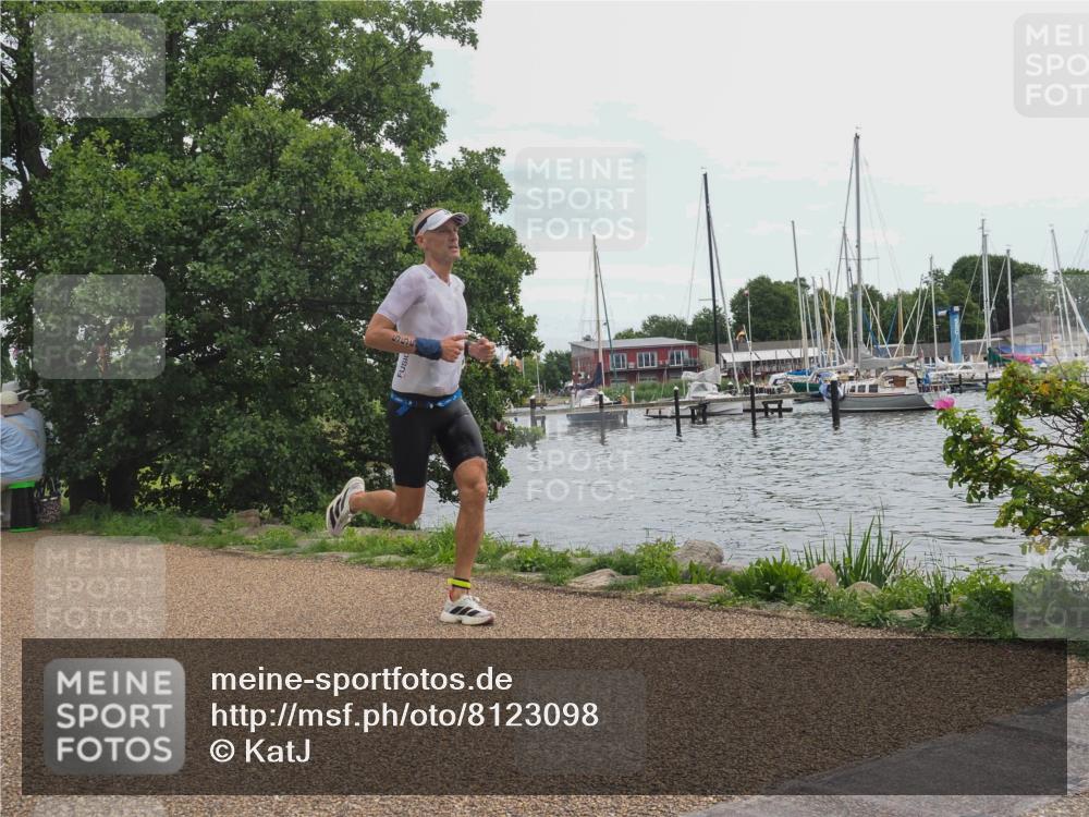 22.06.2025 - Viking Triathlon KatJ http://msf.ph/oto/8123098 22.06.2025 13:36:09 Laufen 555 meine-sportfotos.de