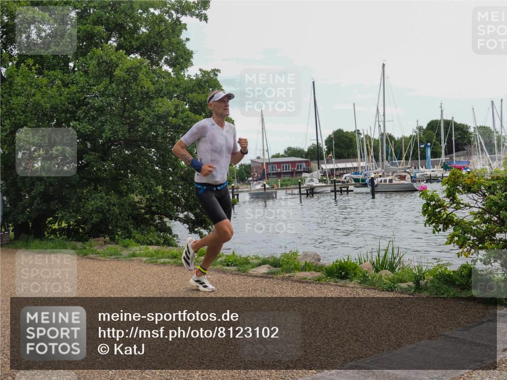 22.06.2025 - Viking Triathlon KatJ http://msf.ph/oto/8123102 22.06.2025 13:36:09 Laufen 555 meine-sportfotos.de