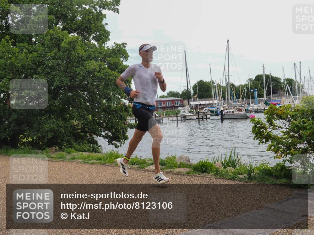 22.06.2025 - Viking Triathlon KatJ http://msf.ph/oto/8123106 22.06.2025 13:36:09 Laufen 555 meine-sportfotos.de