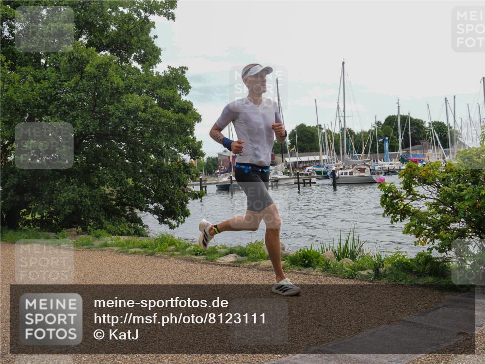 22.06.2025 - Viking Triathlon KatJ http://msf.ph/oto/8123111 22.06.2025 13:36:10 Laufen 555 meine-sportfotos.de