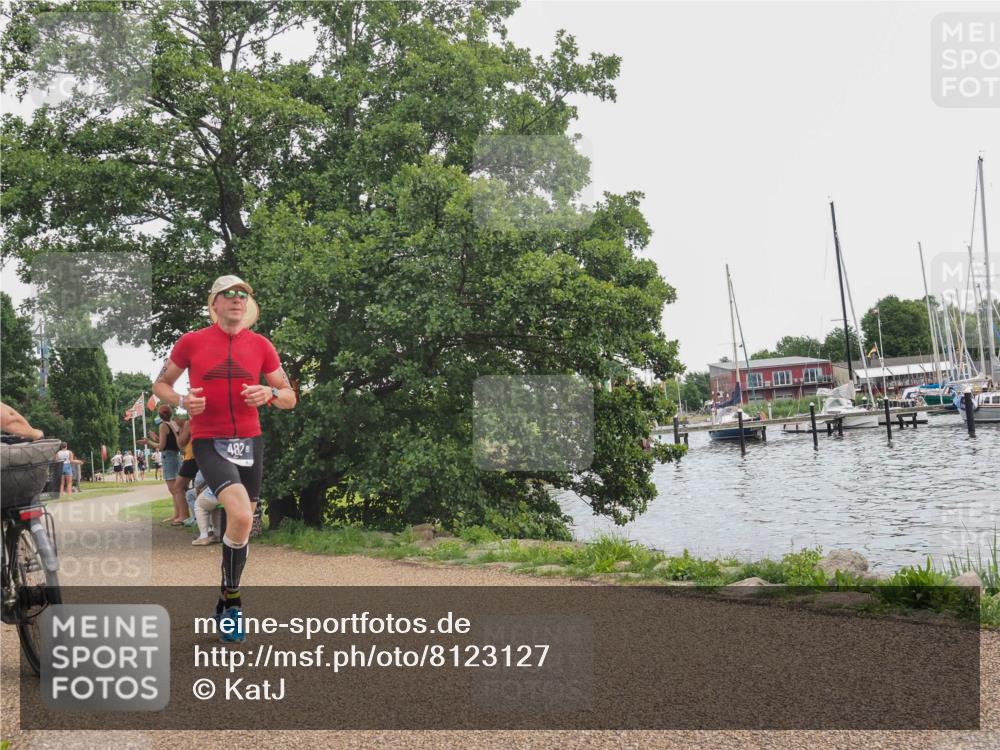 22.06.2025 - Viking Triathlon KatJ http://msf.ph/oto/8123127 22.06.2025 13:36:28 Laufen 482 meine-sportfotos.de