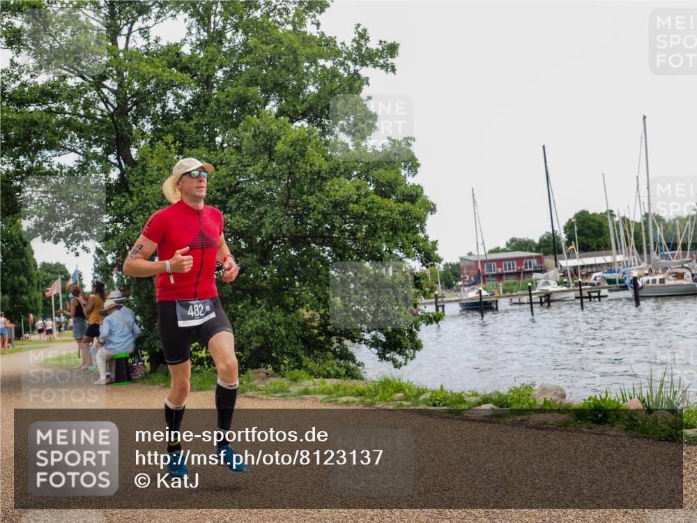 22.06.2025 - Viking Triathlon KatJ http://msf.ph/oto/8123137 22.06.2025 13:36:28 Laufen 482 meine-sportfotos.de