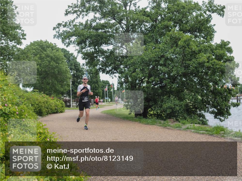 22.06.2025 - Viking Triathlon KatJ http://msf.ph/oto/8123149 22.06.2025 15:18:37 Laufen 378 meine-sportfotos.de