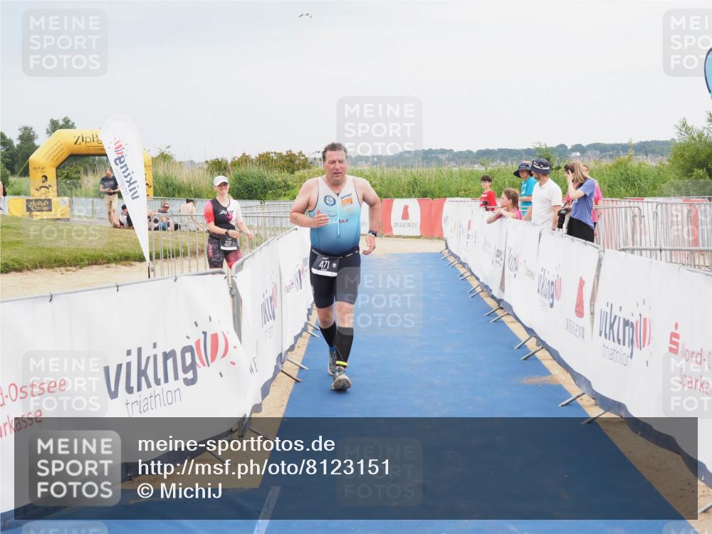 22.06.2025 - Viking Triathlon MichiJ http://msf.ph/oto/8123151 22.06.2025 17:07:37 Ziel 471 meine-sportfotos.de