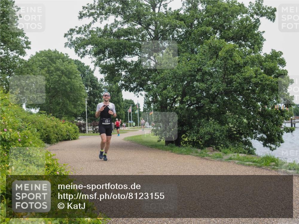 22.06.2025 - Viking Triathlon KatJ http://msf.ph/oto/8123155 22.06.2025 15:18:37 Laufen 378 meine-sportfotos.de