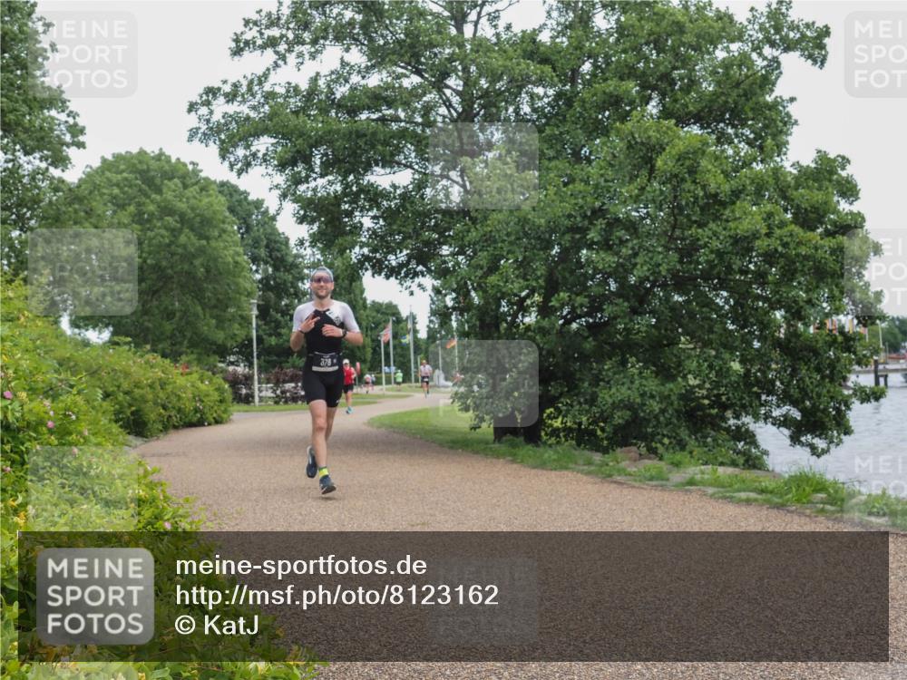 22.06.2025 - Viking Triathlon KatJ http://msf.ph/oto/8123162 22.06.2025 15:18:37 Laufen 378 meine-sportfotos.de