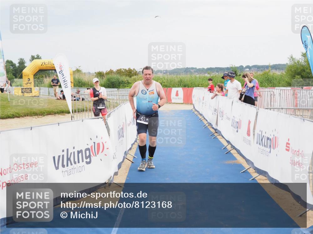 22.06.2025 - Viking Triathlon MichiJ http://msf.ph/oto/8123168 22.06.2025 17:07:38 Ziel 471 meine-sportfotos.de