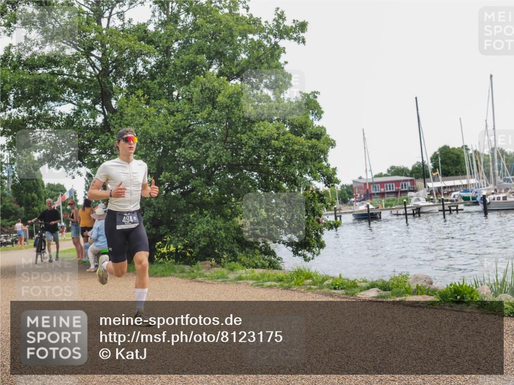 22.06.2025 - Viking Triathlon KatJ http://msf.ph/oto/8123175 22.06.2025 13:36:32 Laufen 494 meine-sportfotos.de