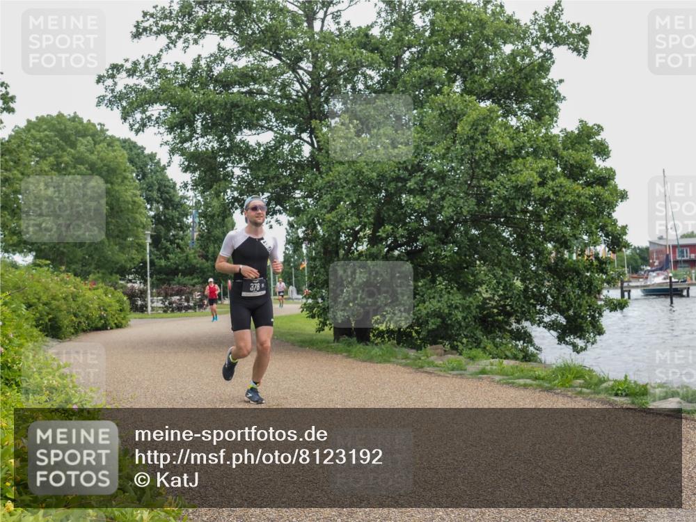 22.06.2025 - Viking Triathlon KatJ http://msf.ph/oto/8123192 22.06.2025 15:18:38 Laufen 378 meine-sportfotos.de
