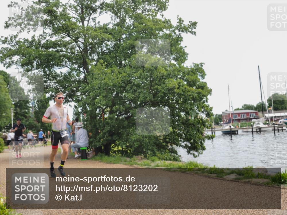 22.06.2025 - Viking Triathlon KatJ http://msf.ph/oto/8123202 22.06.2025 13:36:45 Laufen 54, 294 meine-sportfotos.de