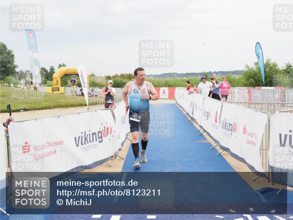 22.06.2025 - Viking Triathlon MichiJ http://msf.ph/oto/8123211 22.06.2025 17:07:38 Ziel 471 meine-sportfotos.de