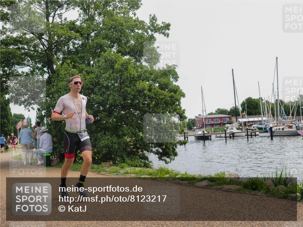 22.06.2025 - Viking Triathlon KatJ http://msf.ph/oto/8123217 22.06.2025 13:36:46 Laufen 54, 294 meine-sportfotos.de