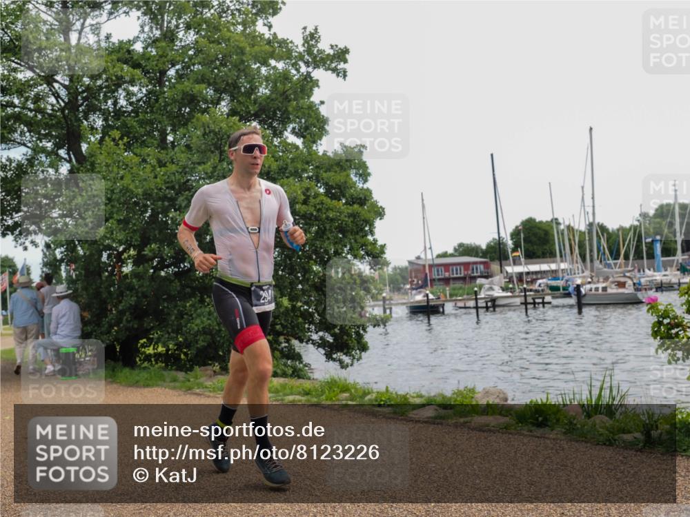 22.06.2025 - Viking Triathlon KatJ http://msf.ph/oto/8123226 22.06.2025 13:36:46 Laufen 54, 294 meine-sportfotos.de