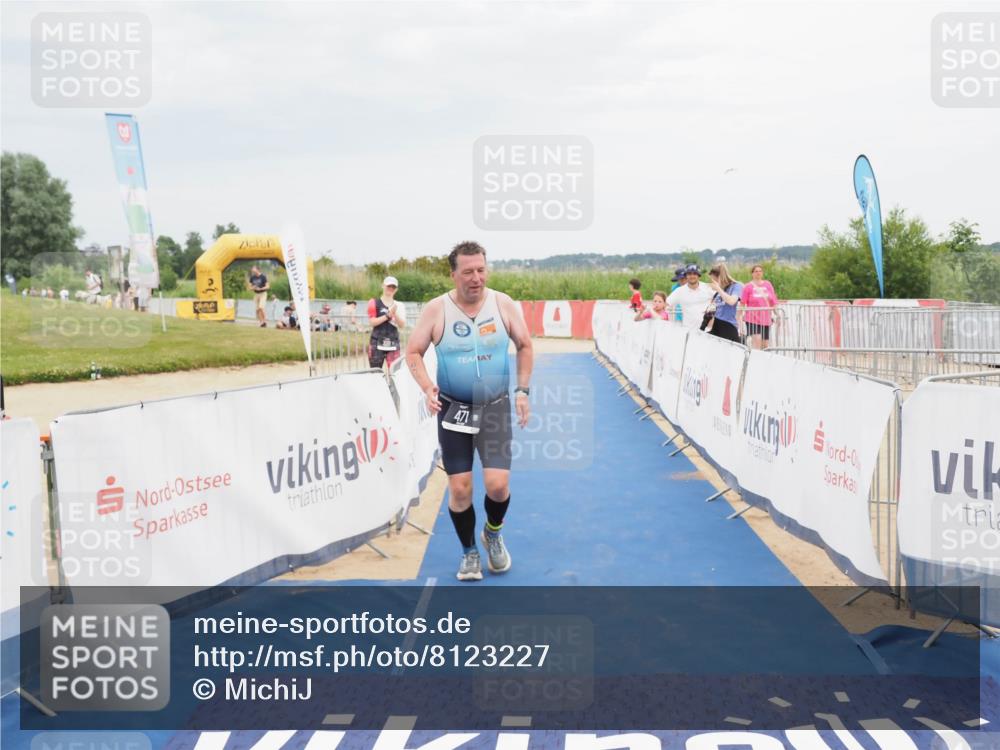 22.06.2025 - Viking Triathlon MichiJ http://msf.ph/oto/8123227 22.06.2025 17:07:39 Ziel 471 meine-sportfotos.de