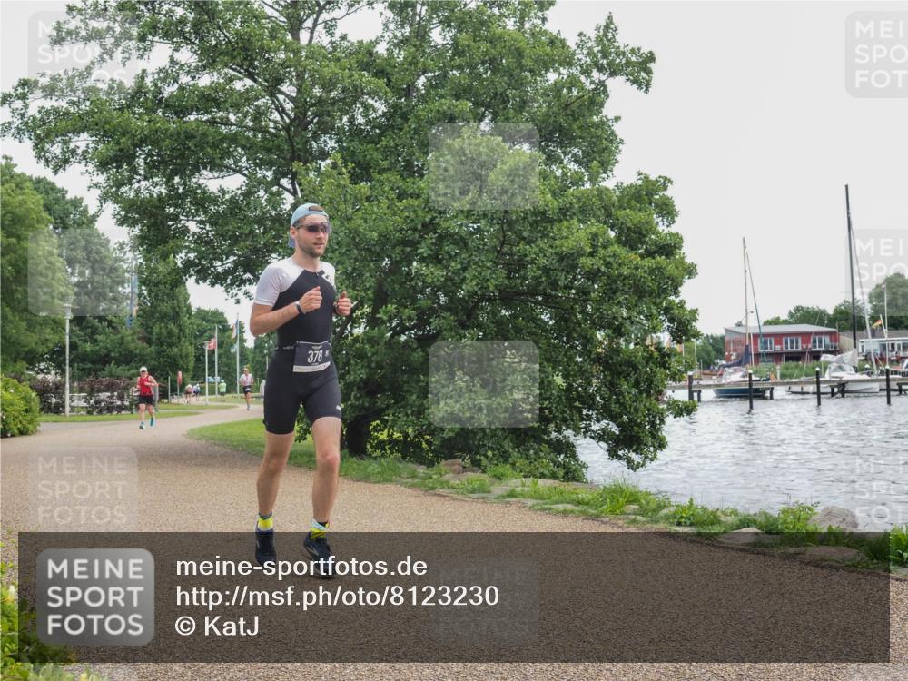 22.06.2025 - Viking Triathlon KatJ http://msf.ph/oto/8123230 22.06.2025 15:18:39 Laufen 378 meine-sportfotos.de