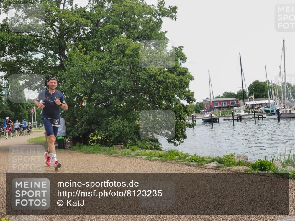 22.06.2025 - Viking Triathlon KatJ http://msf.ph/oto/8123235 22.06.2025 13:36:48 Laufen 54, 294 meine-sportfotos.de